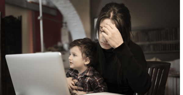 How to Be a Flight Attendant Part Time as a Side Hustle