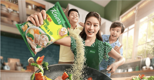 Legendary Marketer Accused of Misleading ‘Side Hustle’ Ads