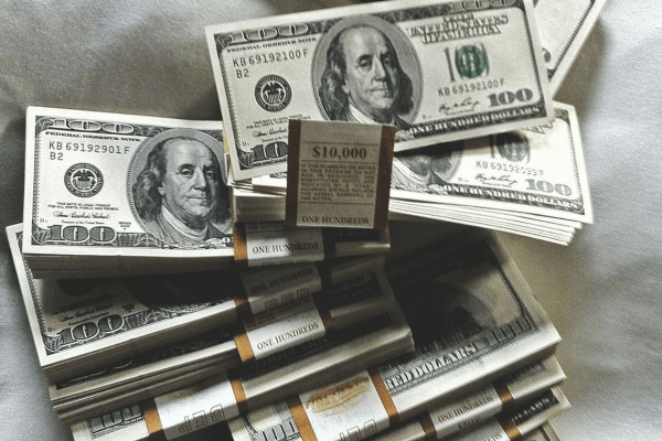 Top 10 Richest Women in the World in 2024: Industries and Inspiring Stories